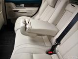  Rear center console with closed lid from driver's side looking down photo